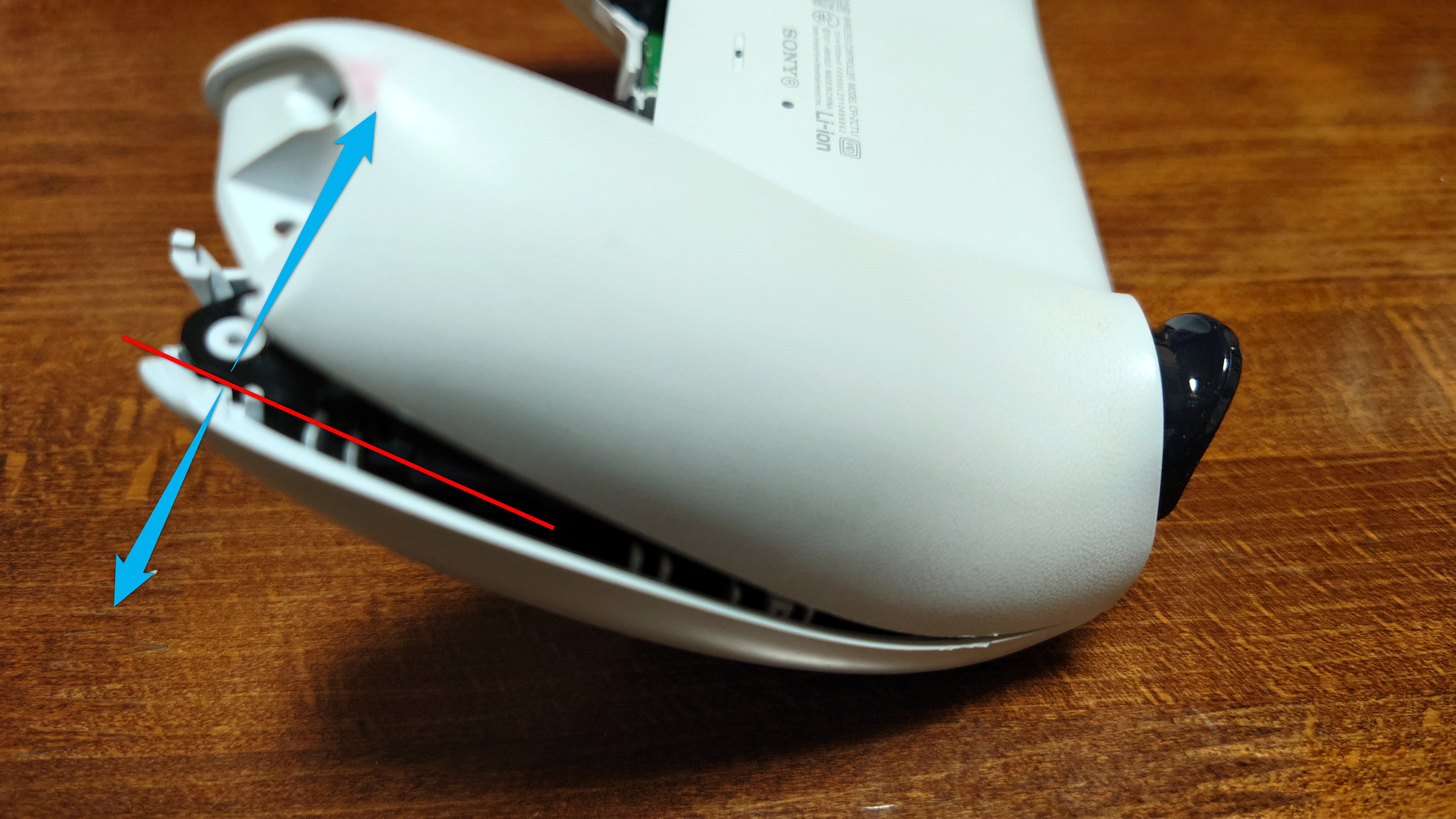 手順5：コンロトーラーを二つに分けます